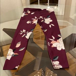 Athleta leggings size medium